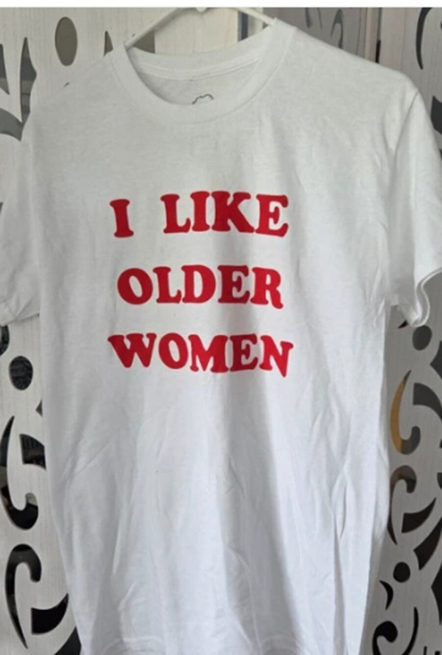 Danny Duncan I Like Older Women T-Shirt White Red Graphic Small Virginity Rocks